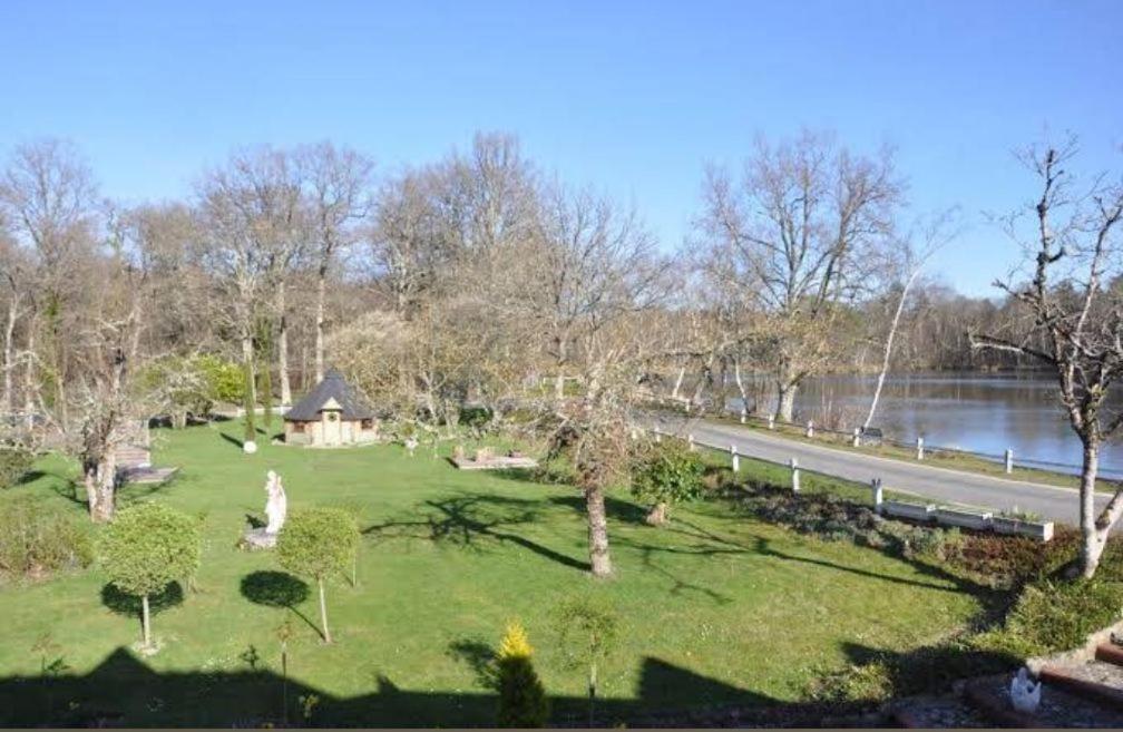 Hotel Le Moulin De Villiers Nouan-le-Fuzelier Exteriér fotografie